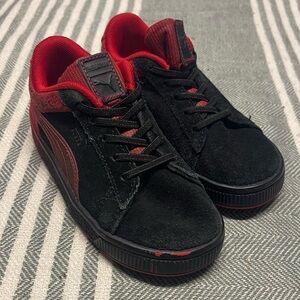 Puma x The Batman Kids' Black & Red Suede Low-Top Sneakers